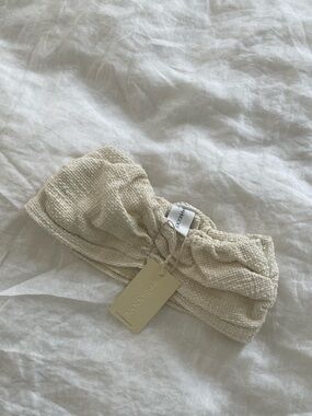 BAHHGOOSE Beige Waffle Bandou | NWT xs/s